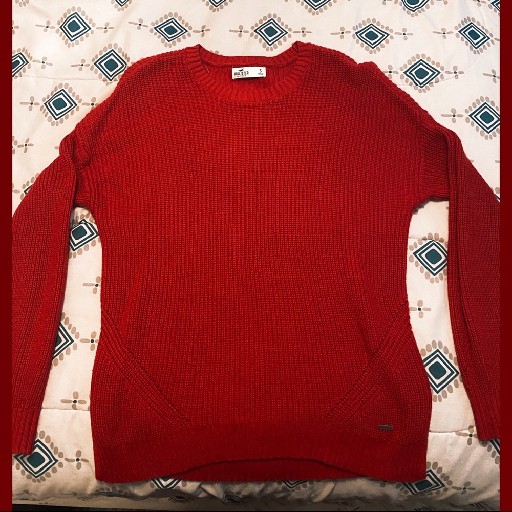Red sweater❤️❤️